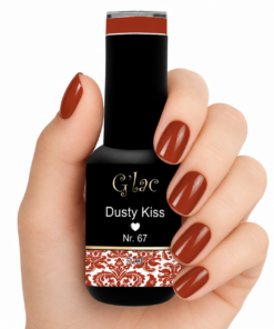 🤎 G’lac Dusty Kiss – Nr. 67 Een warme, trendy terracotta tint met een subtiele roestbruine ondertoon. Dusty Kiss combineert elegantie met een moderne herfstlook. Perfect voor stijlvolle, glanzende nagels! 🍂 Onderdeel van de It's Getting Dark Collection. ✨ Professionele gellak | 8 ml | TPO-free | HEMA-free | Di-HEMA-free